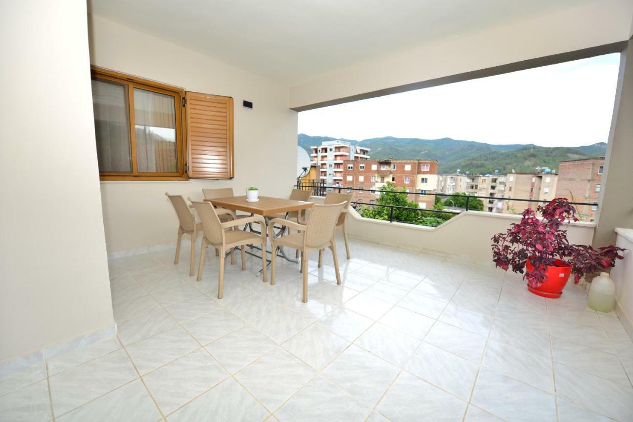 Vila Culli Përmet Buitenkant foto