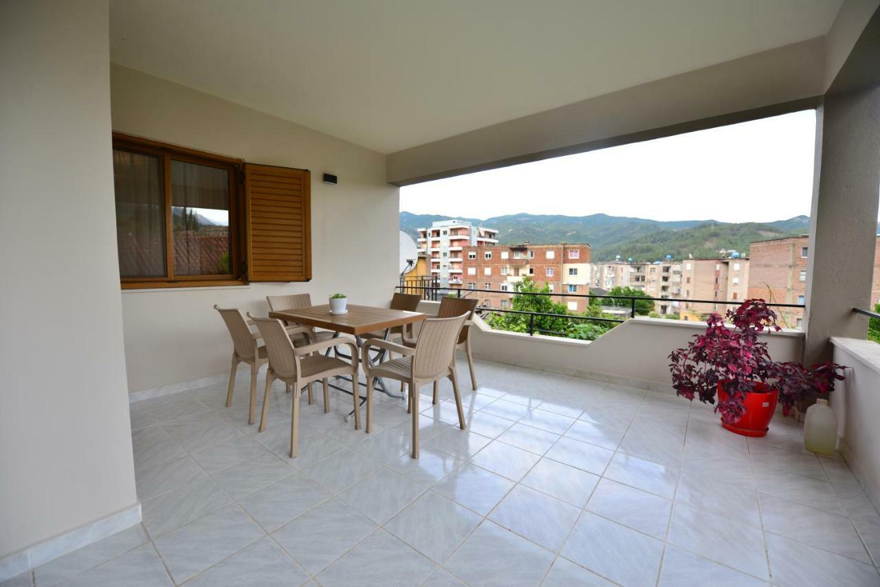 Vila Culli Përmet Buitenkant foto